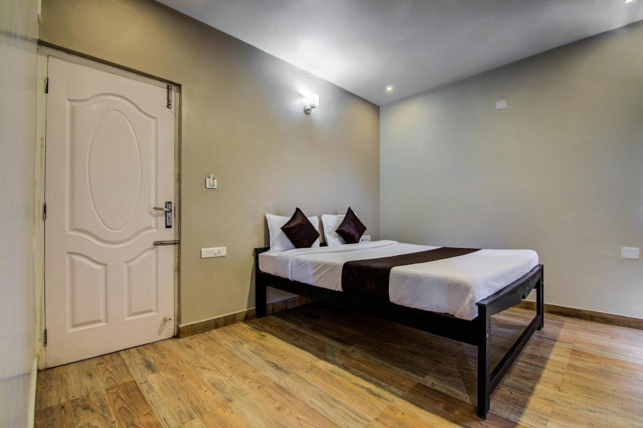 Hotel Oyo 18944 Venus Residency Ooty Esterno foto