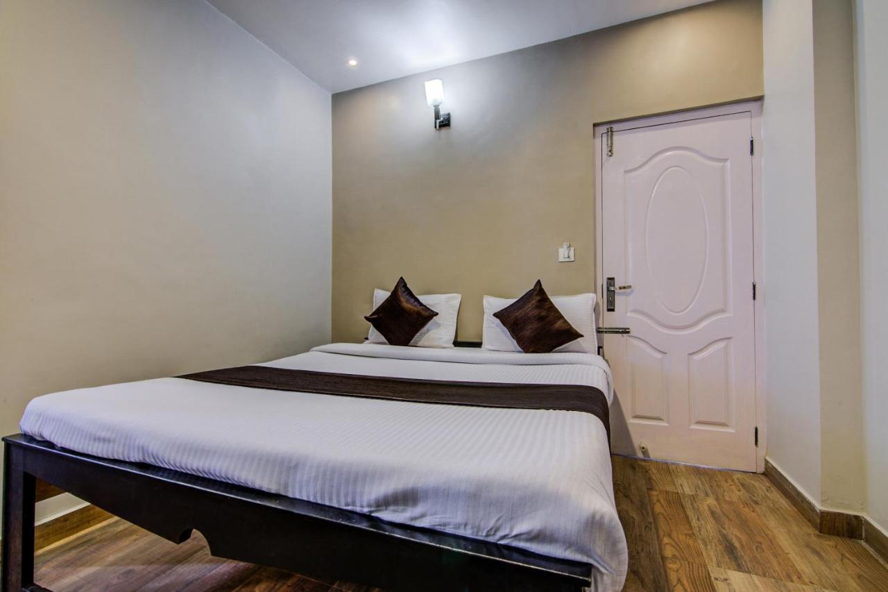 Hotel Oyo 18944 Venus Residency Ooty Esterno foto