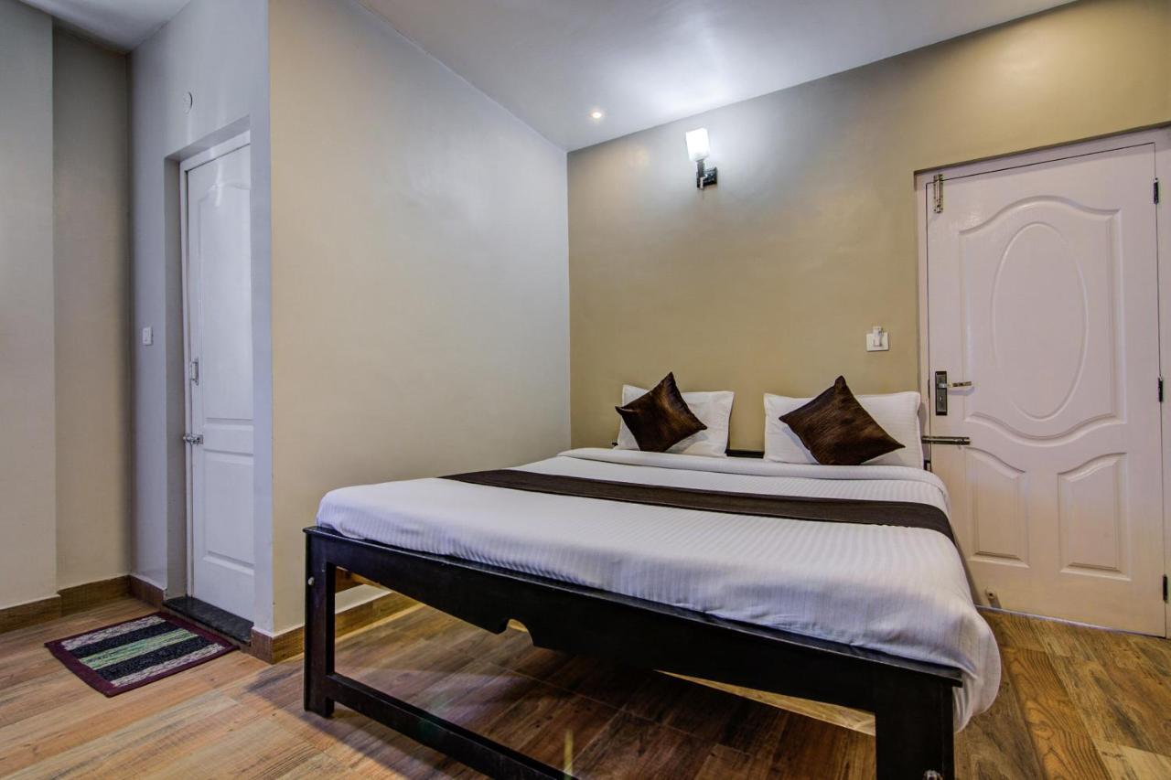 Hotel Oyo 18944 Venus Residency Ooty Esterno foto